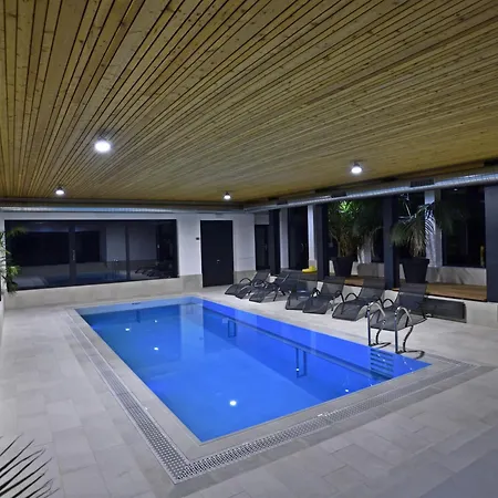 Barborka Hotel Hluboka nad Vltavou
